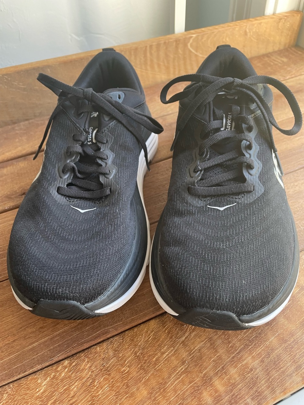 Hoka Gaviota 5 Men's Black Running Shoes like new Sz 9.5 athletic sports